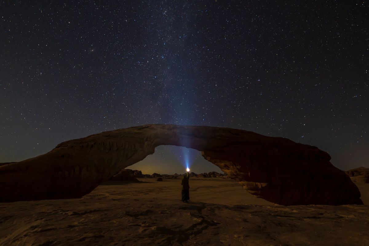 Jordan-valley-at-night