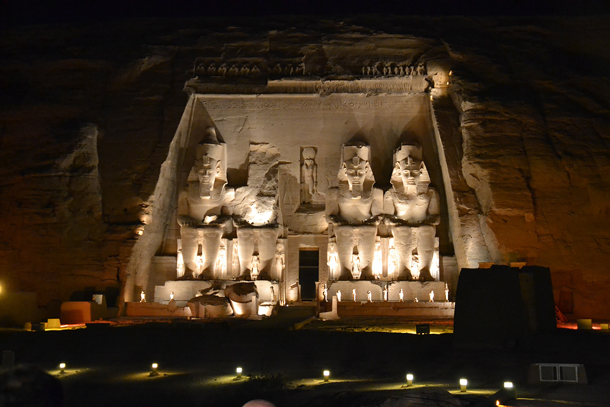 Discovering the temples of Abu Simbel