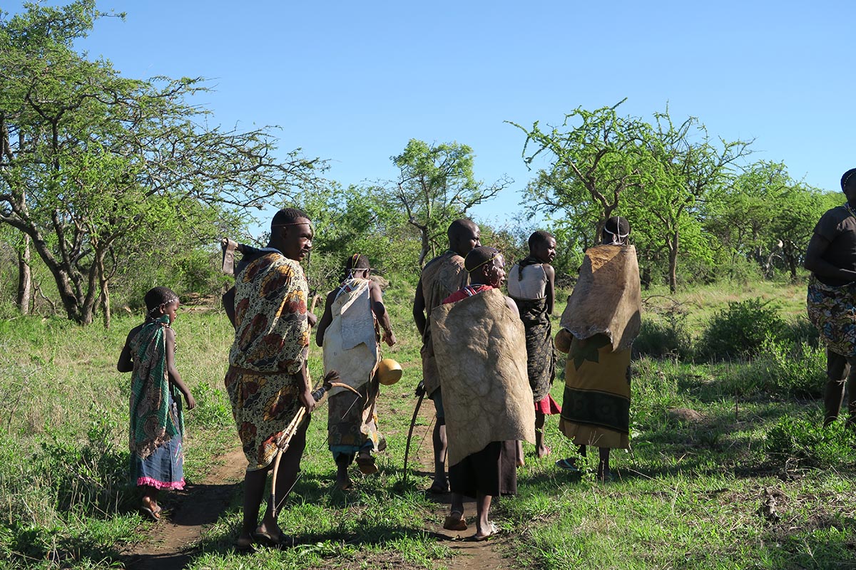 A MORNING WITH THE HADZABE BUSHMEN