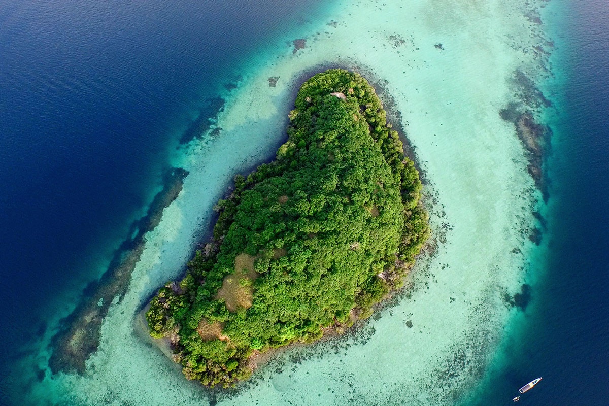 The Most Exclusive Sailing Holidays in Asia
