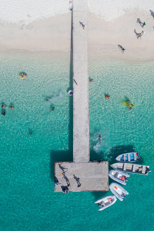 beach and boats in Grenada