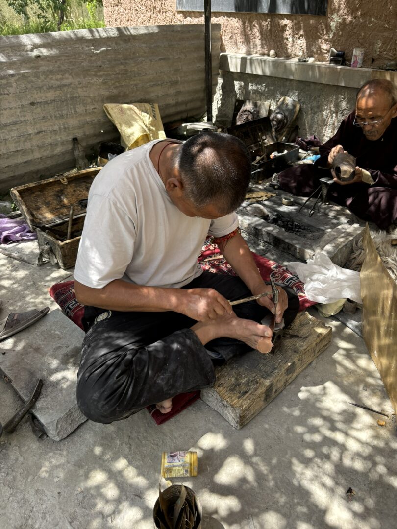 Metalsmith worker in Chilling Village