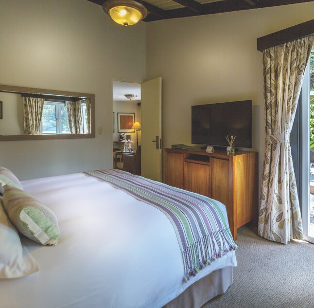 Bedroom, Belmond Sanctuary Lodge, Peru
