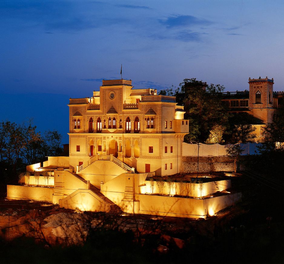 Ananda in the Himalayas, Uttarakhand