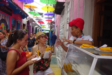 street food in Colombia, one of the reasons to visit Colombia