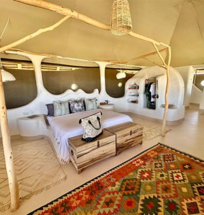 Moela Safari Lodge, Makgadikgadi Pans, Botswana