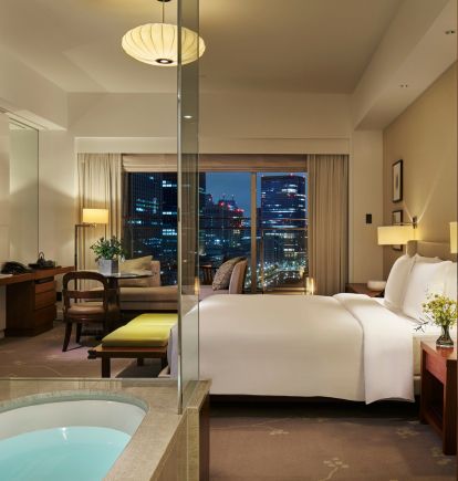 Bedroom, Palace Hotel Tokyo, Japan