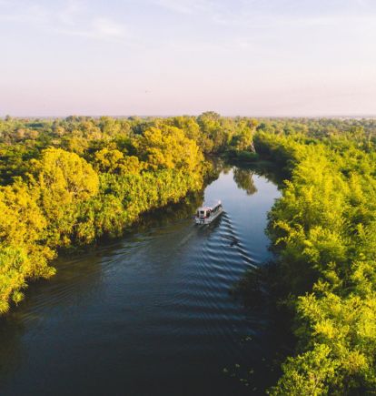 Yellow water cruise, Cooinda Lodge, Kakadu National Park, Australia