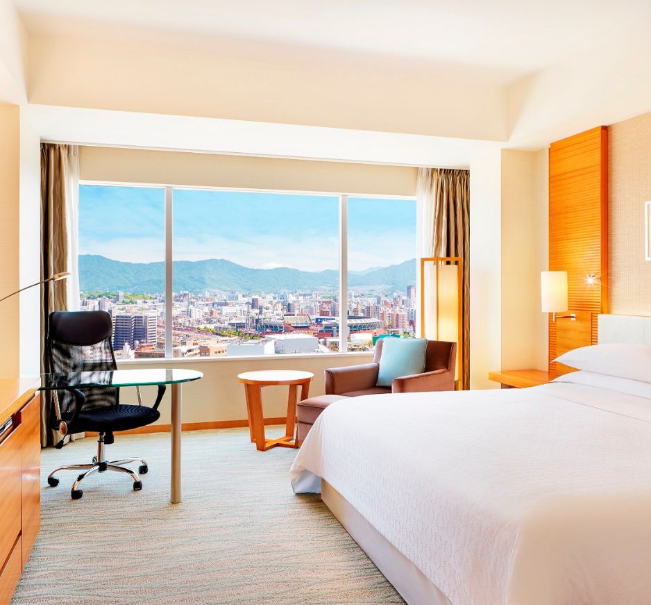 Deluxe Room, Sheraton Grand Hiroshima, Hiroshima, Japan