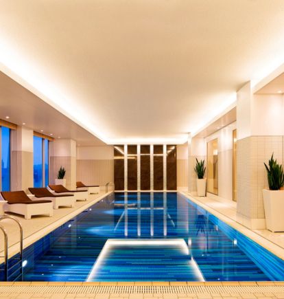 Pool, Sheraton Grand Hiroshima, Hiroshima, Japan