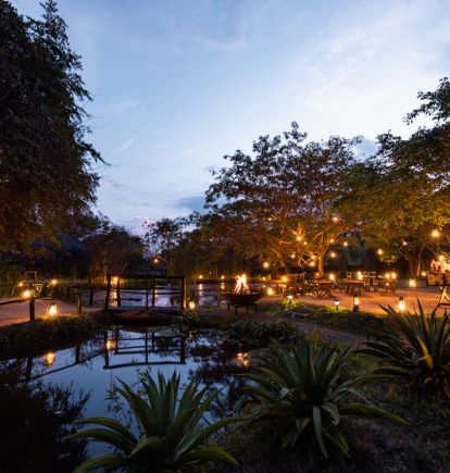 Outdoor Dining, Leopard Trails, Wilpattu, Sri Lanka