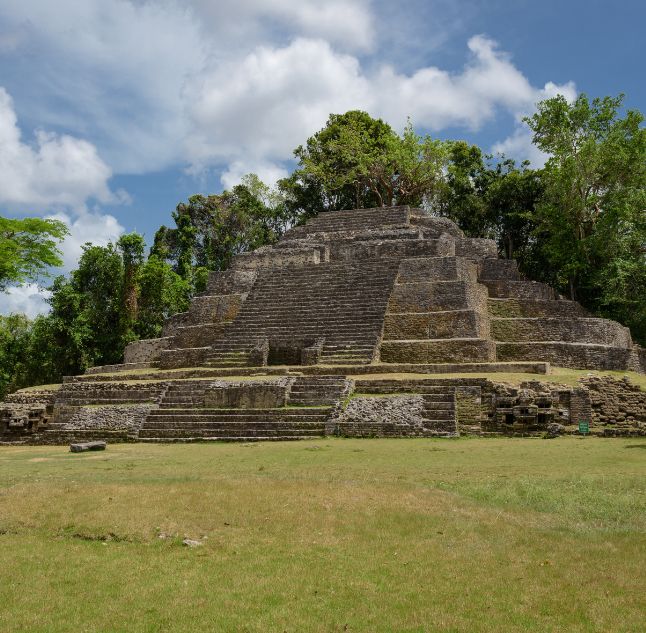 Jaguar Temple at Archaeological Reserve, Lamanai Outpost Lodge, Lamanai, Belize
