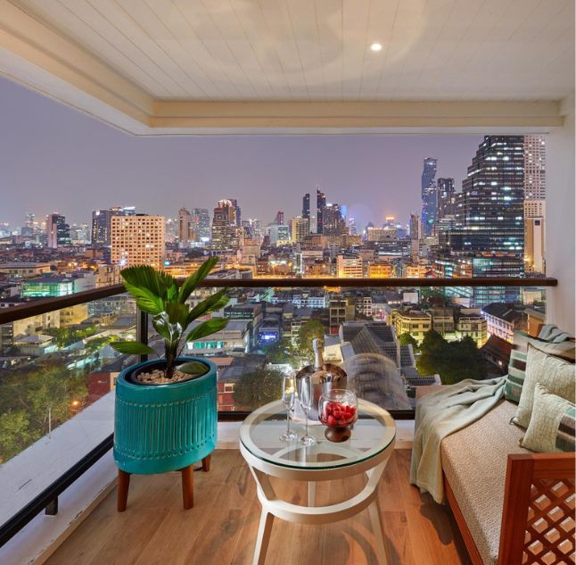 Balcony, Mandarin Oriental, Bangkok, Thailand