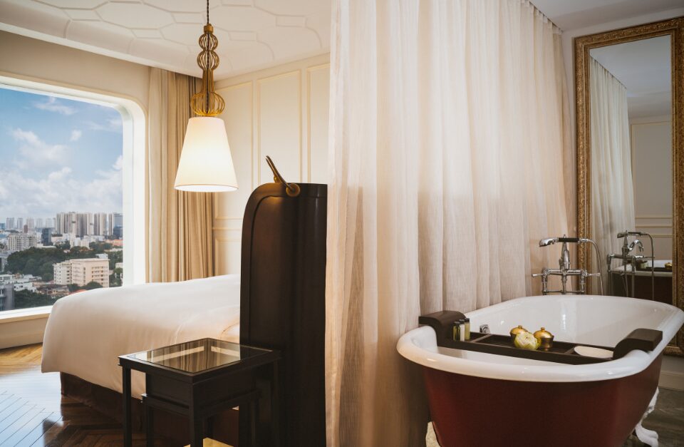 Grand Deluxe King Room