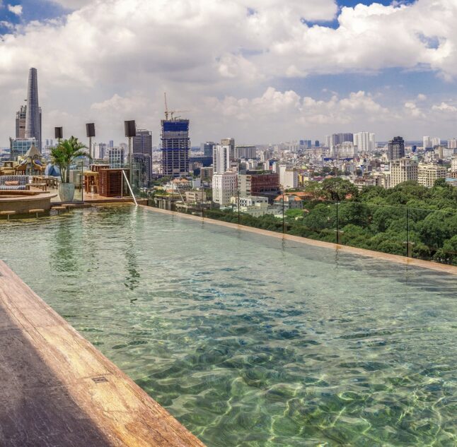 Rooftop Pool, Hôtel des Arts, Ho Chi Minh, Vietnam