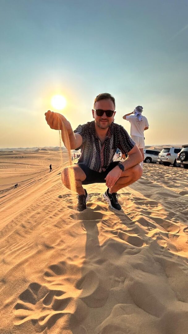 rob in Abu Dhabi desert