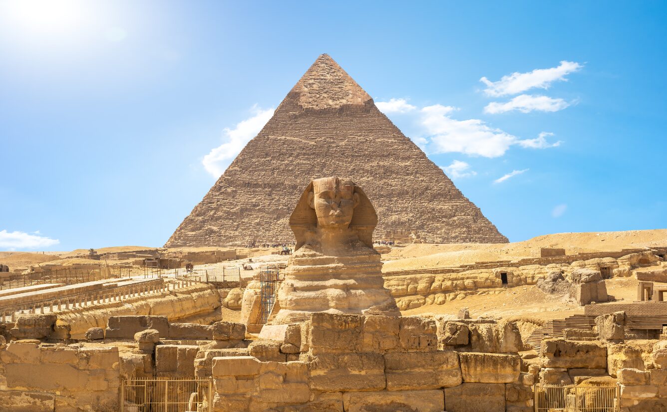The Pyramids and the Great Sphinx of Giza, featured on an Egypt tailor-made travel itinerary