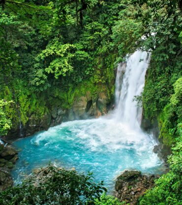 Rio Celeste Waterfalls, Tenoiro