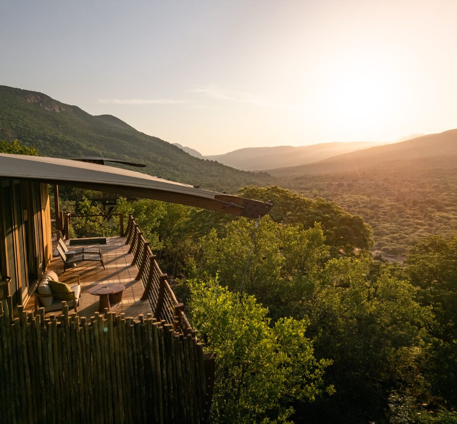 Few & Far Lovhondo, South Africa
