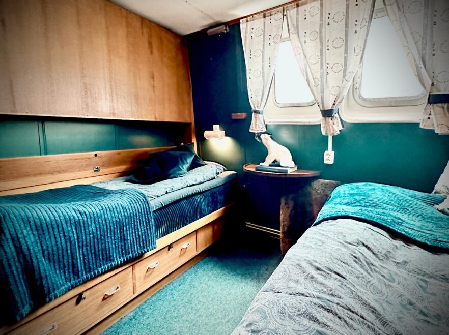 A twin cabin on MS Freya