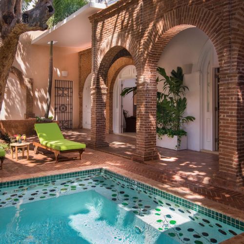 Casa del XVI, Santa Domingo