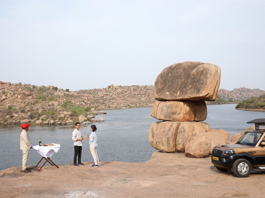 Evolve Back, Hampi